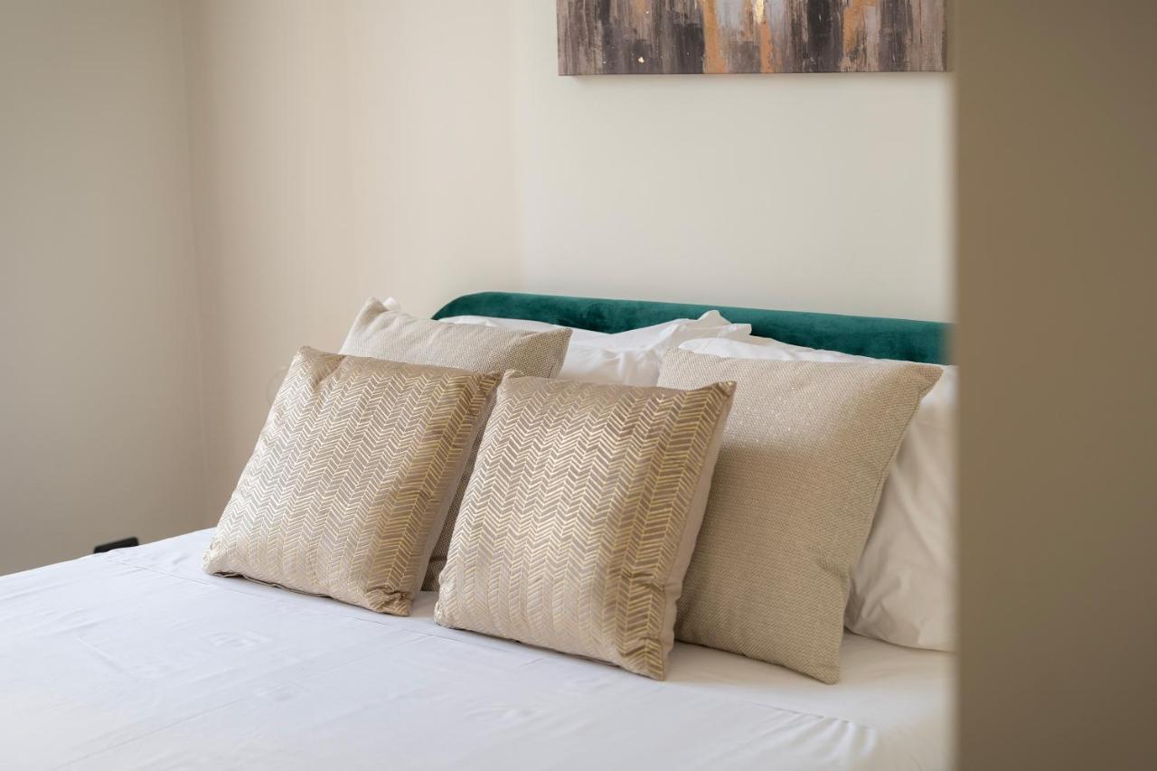 Apartamento Santa Tecla Living Faravelli 4 Milán Exterior foto