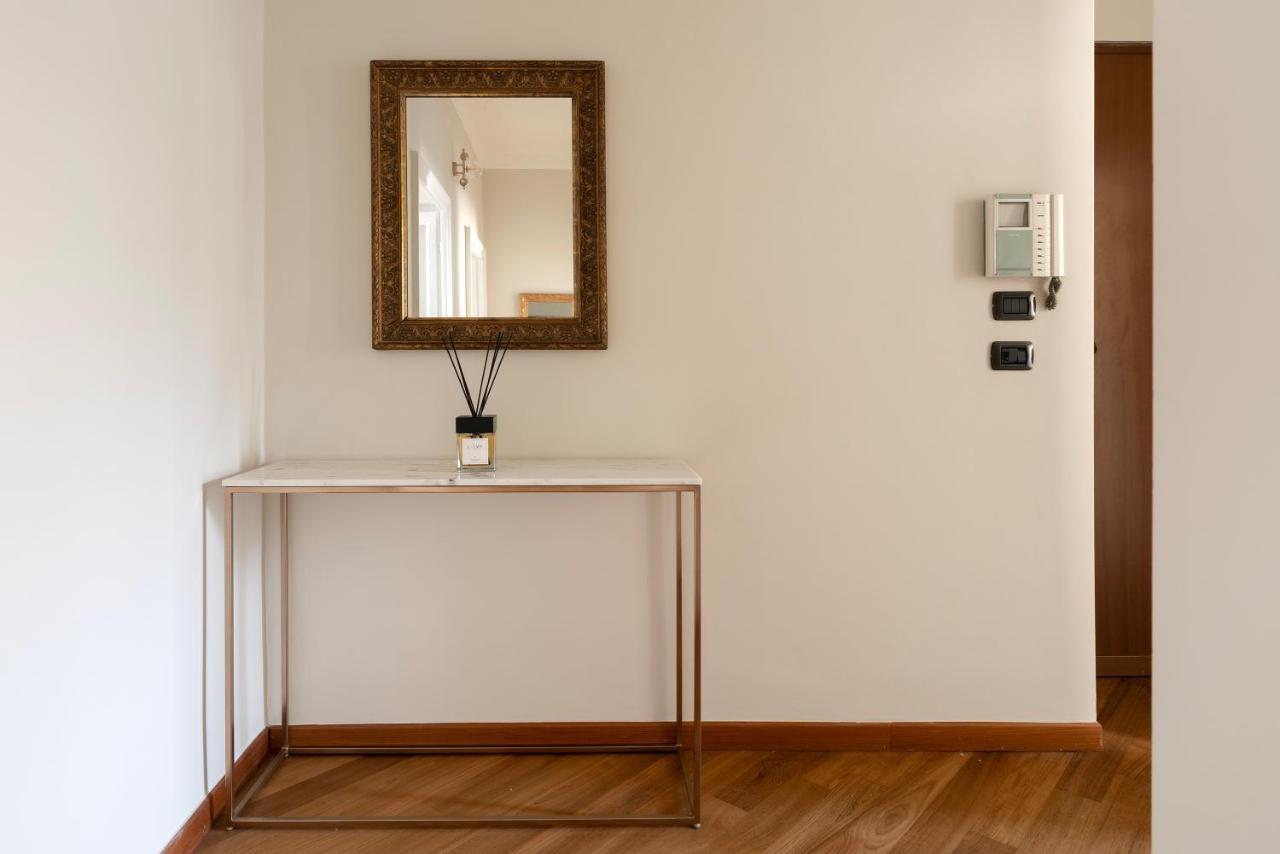 Apartamento Santa Tecla Living Faravelli 4 Milán Exterior foto